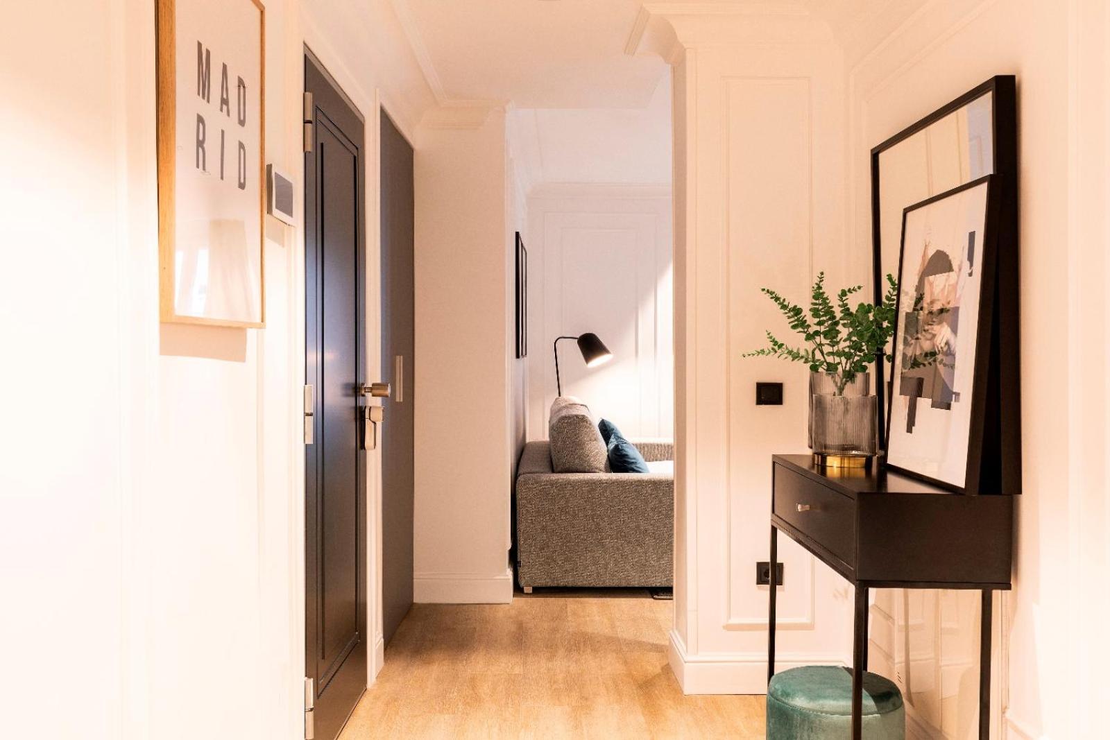 Edmond Vibes Puerta Del Sol Suites Apartment *