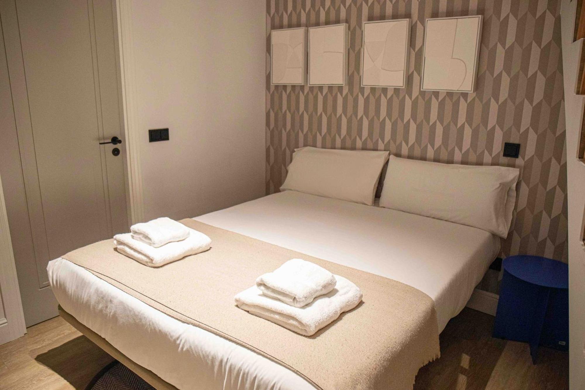 Apartamento Edmond Vibes Puerta Del Sol Suites *