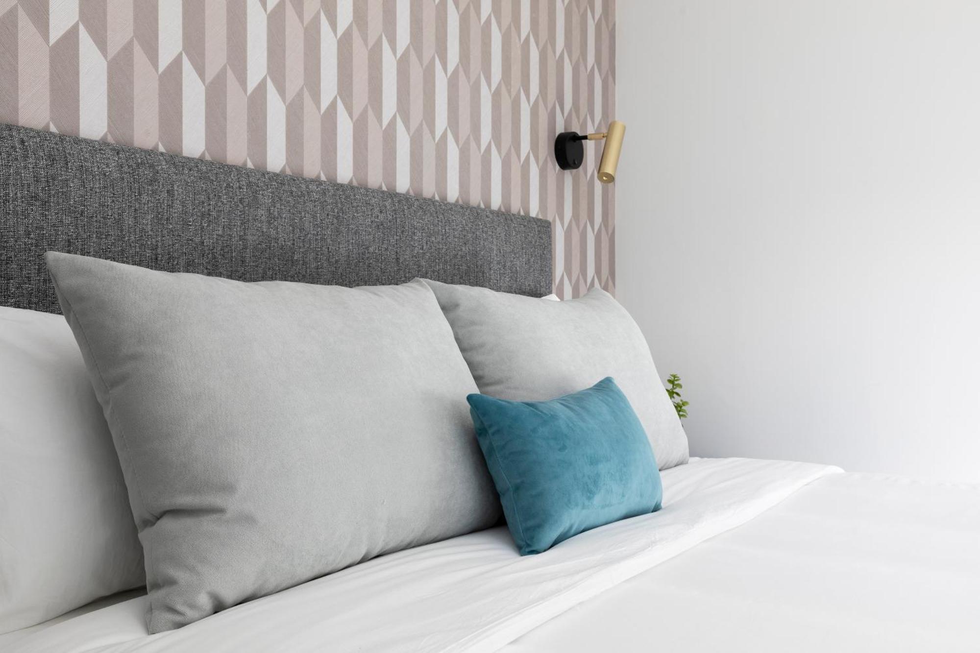 Edmond Vibes Puerta Del Sol Suites Madrid