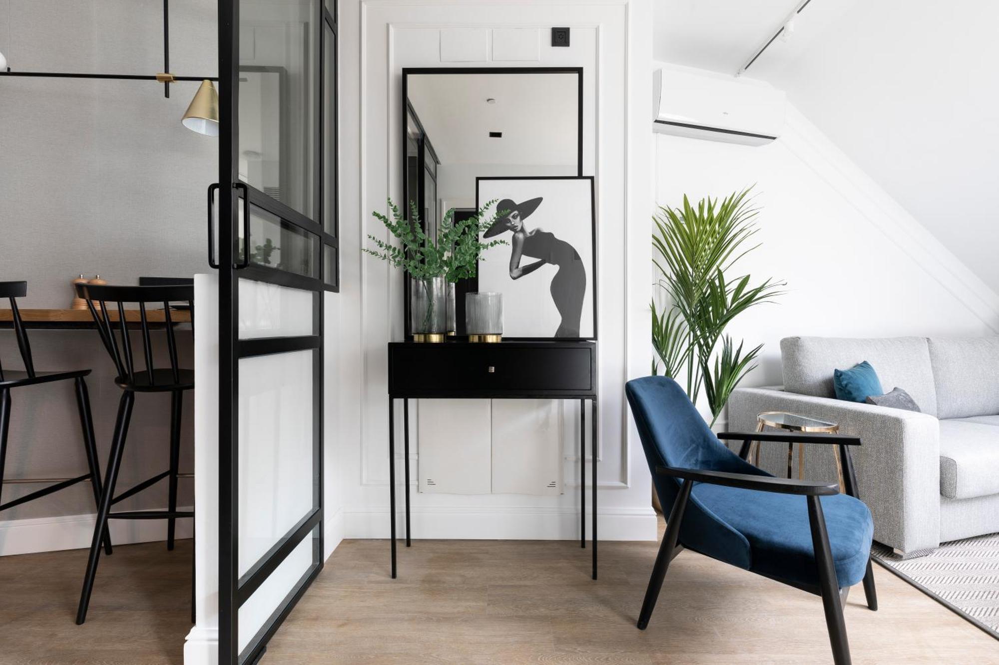 Apartamento Edmond Vibes Puerta Del Sol Suites *